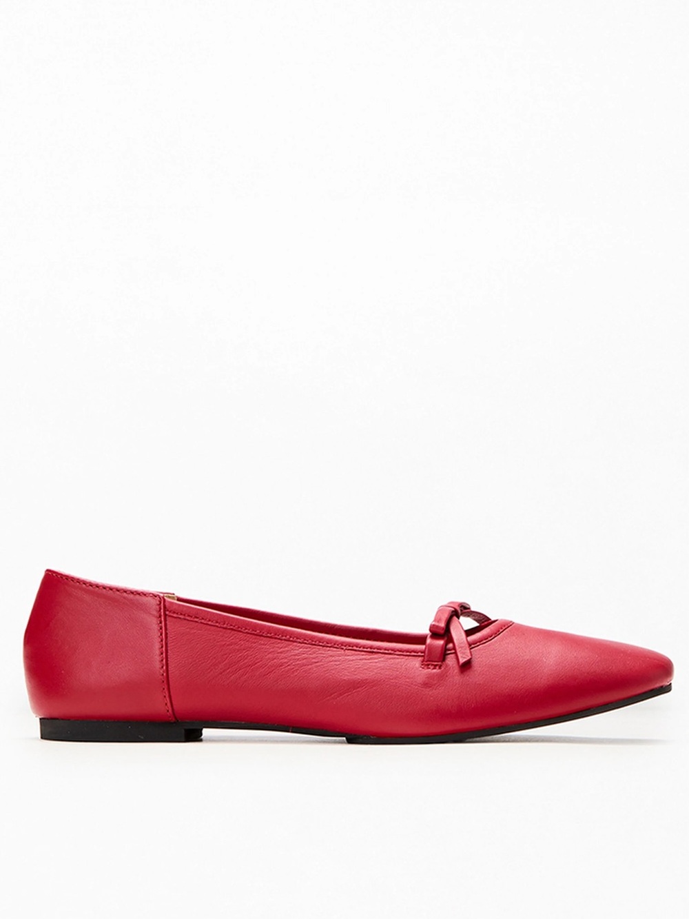 Coconuts by Matisse Women's Missy Ballet Flats in Red size 7